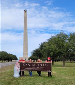Northpoint heroes with the Recognition Roadtrip bottle at the San Jacinto Battle Monument on Jan. 11, 2022. The monument was built in the 1930s to honor those who fought for Texas independence nearly a century before. It is the world’s tallest war memorial, 15 feet taller than even the Washington Monument – proving yet again that everything is bigger in Texas!