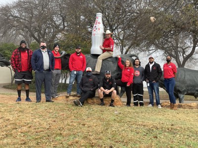 Waco heroes say “goodbye” to the Recognition Roadtrip Bottle as it gets ready for the next stops in central Texas.
