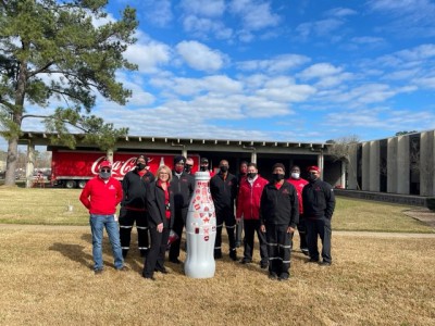 Beaumont heroes enjoy the sunshine with the Recognition Roadtrip Bottle on Jan. 19, 2022.